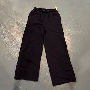 GAP wide legged women’s Navy Sweatpants- new